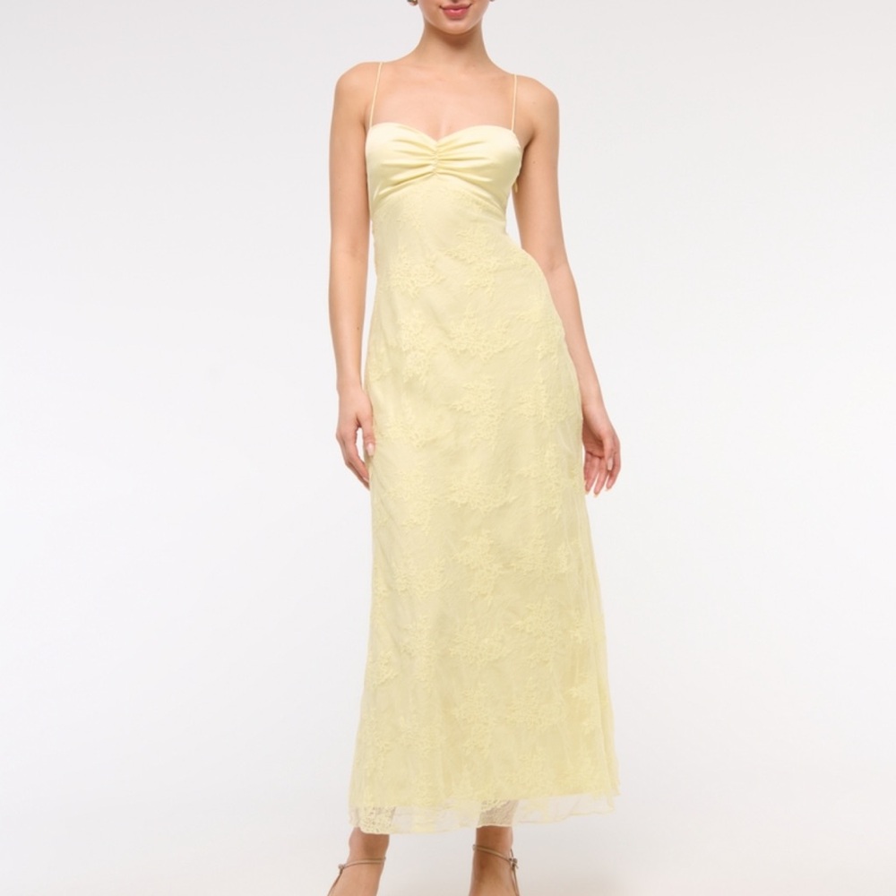 Abercrombie and fitch Julia slip lace dress yellow. Small tall